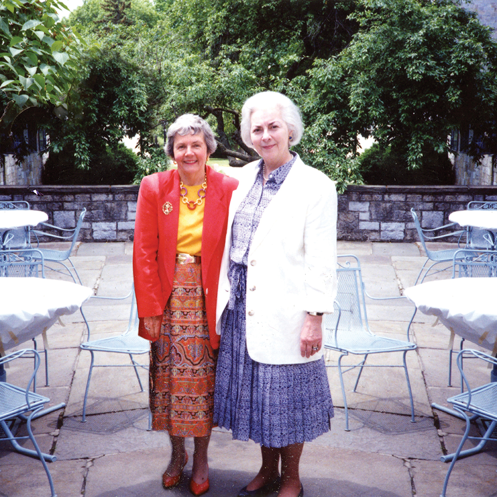 Alumna Honors Fellow Alumnae